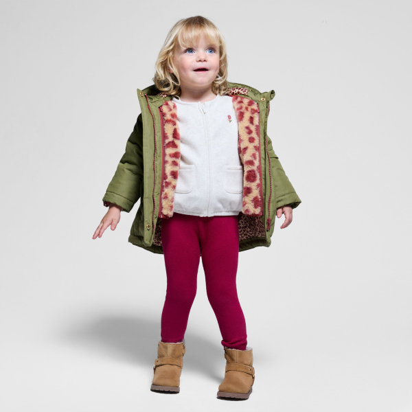 سترة ببطانة سترة قابلة للفصل، اللون أخضر كاكي، عليها صورة فهد، للطفلة الصغيرة